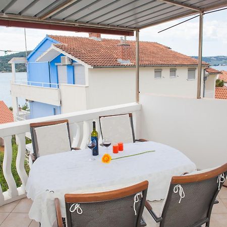 Hana Home - Apartments Tisno Kamer foto