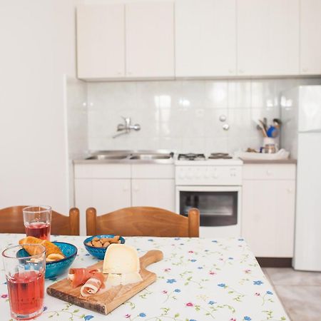 Hana Home - Apartments Tisno Kamer foto