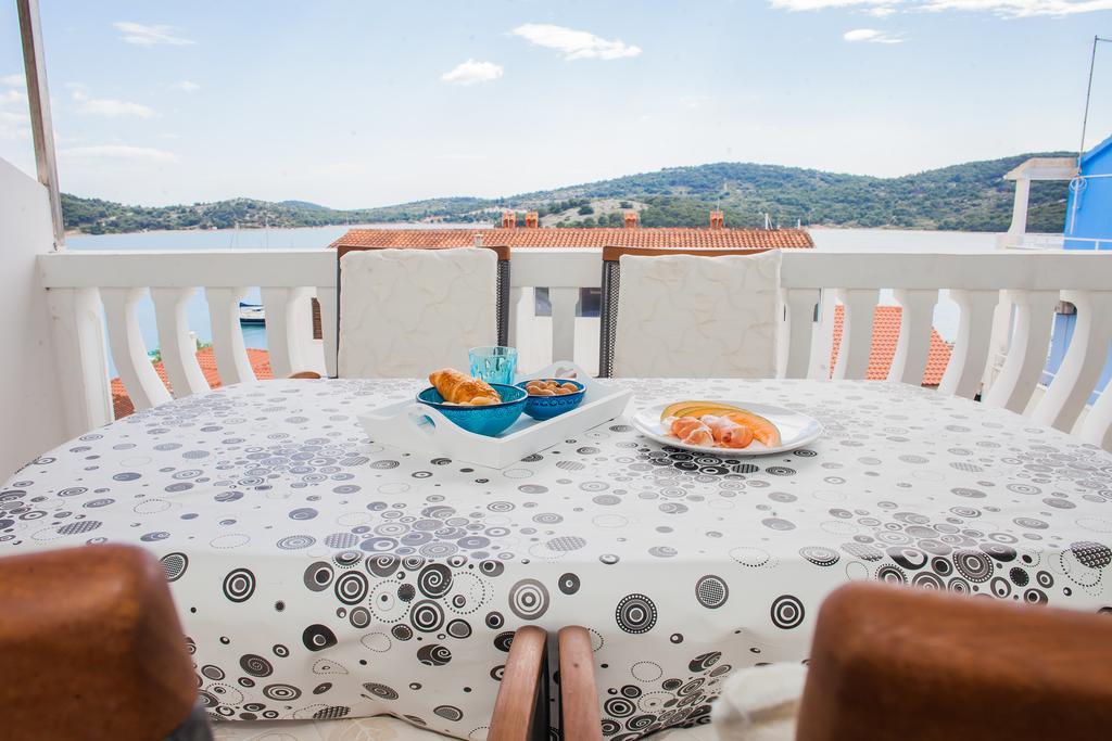 Hana Home - Apartments Tisno Buitenkant foto